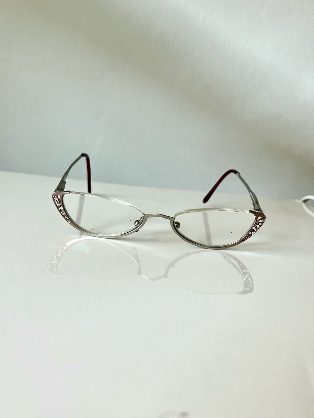 Vintage Anna Sui AS02504 AG Oval Eyeglasses Frames Silver Pink Filigree